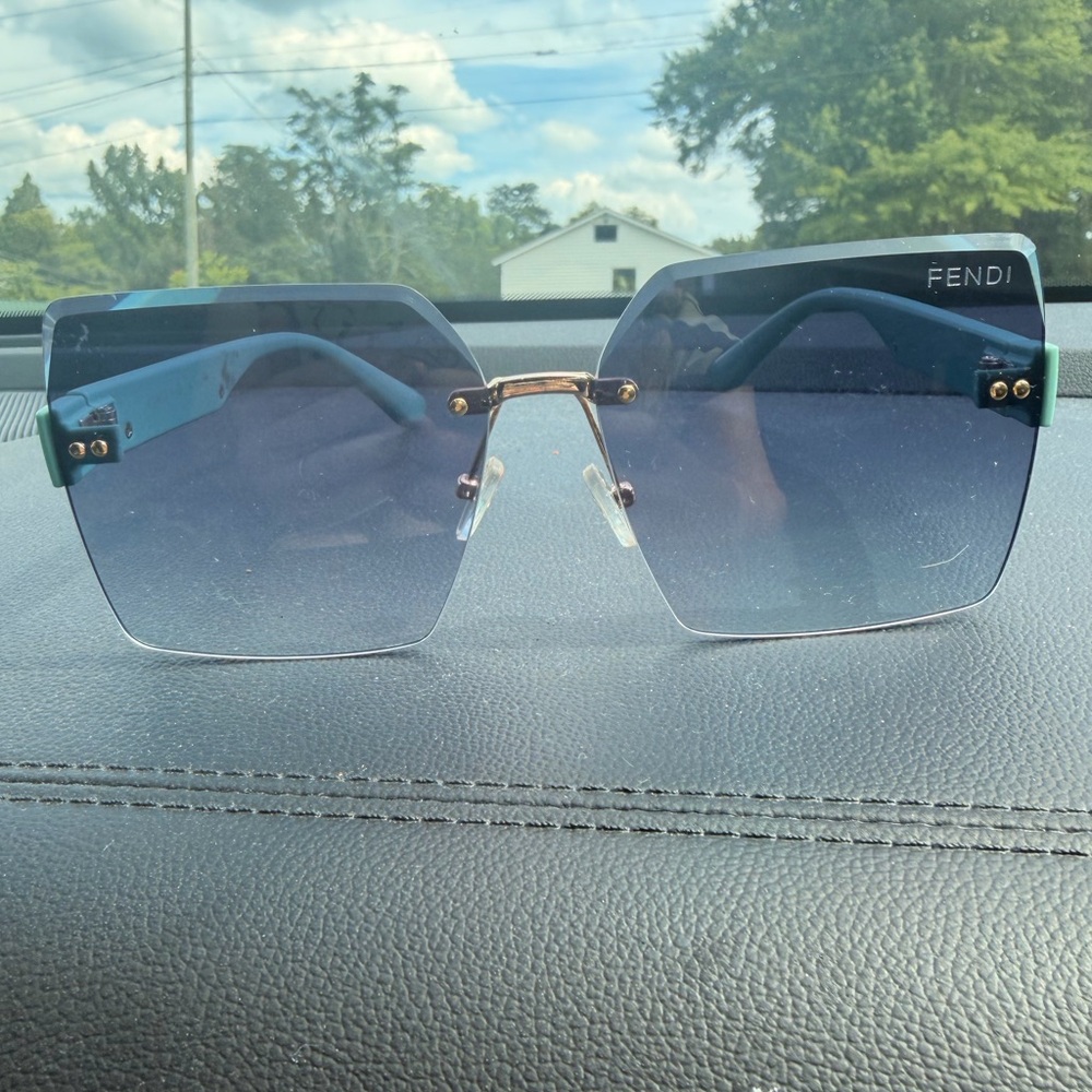 Fendi Rimless Sunglasses with Blue Gradient Lenses and Gold Bridge